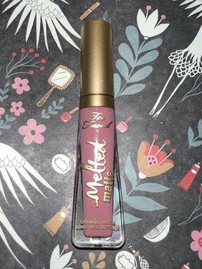 Too Faced Melted Matte Liquified Lipstick - shade Queen Bee